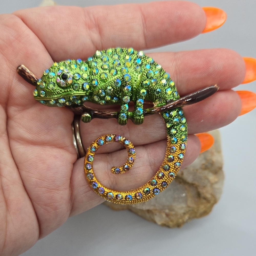 Green Chameleon Rhinestone Brooch Large Crystal Reptile Lizard Pin Statement - Picture 4 of 6